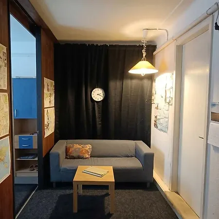 The Fob - Discreet R&d Residency Kaunas